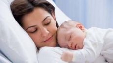 سلبيات الرضاعة الطبيعية للأم