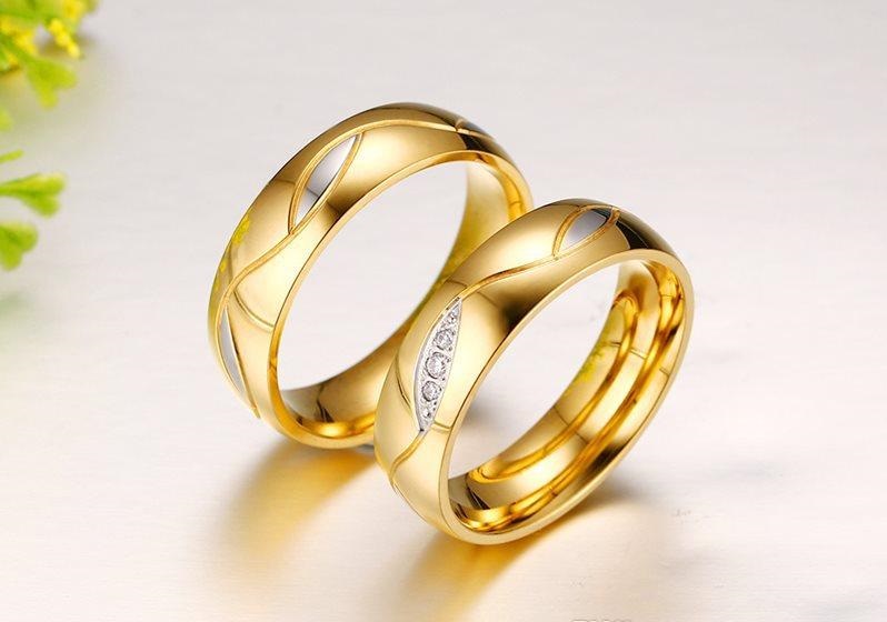 تفسير حلم الذهب للمتزوجه في المنام ودلالة إهداء الذهب
