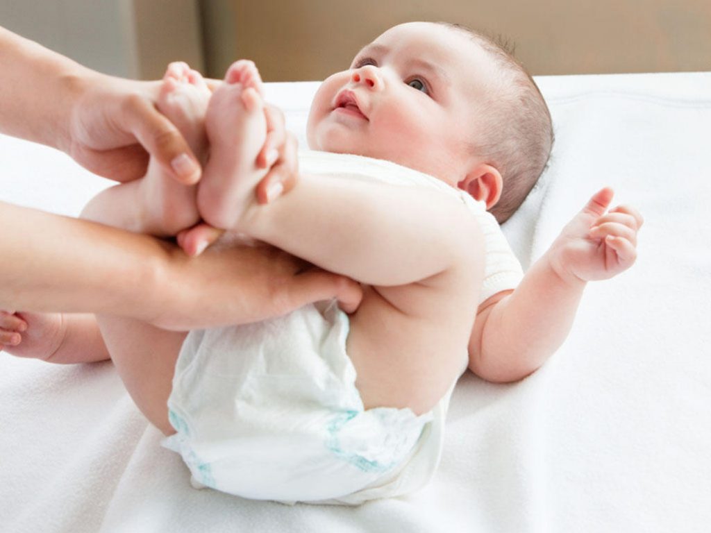 ظهور مخاط في براز الرضيع ماذا يعني