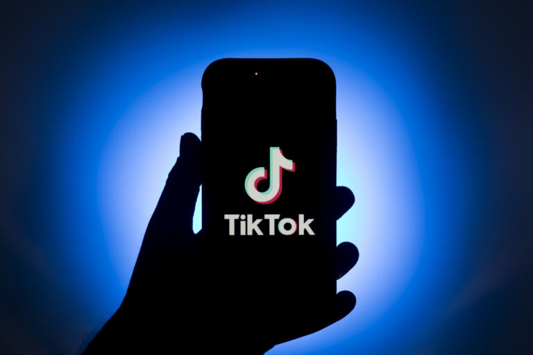 كيف اطلع تعليقات شخص في التيك توك Tiktok