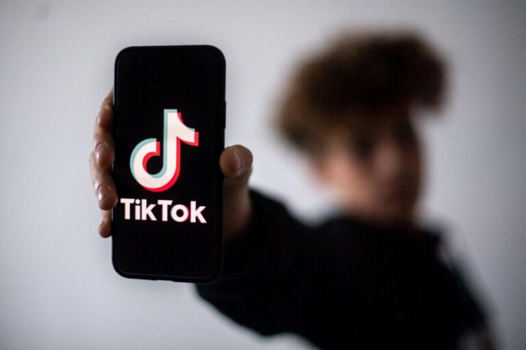 كيف اعرف متابعين في التيك توك Tiktok