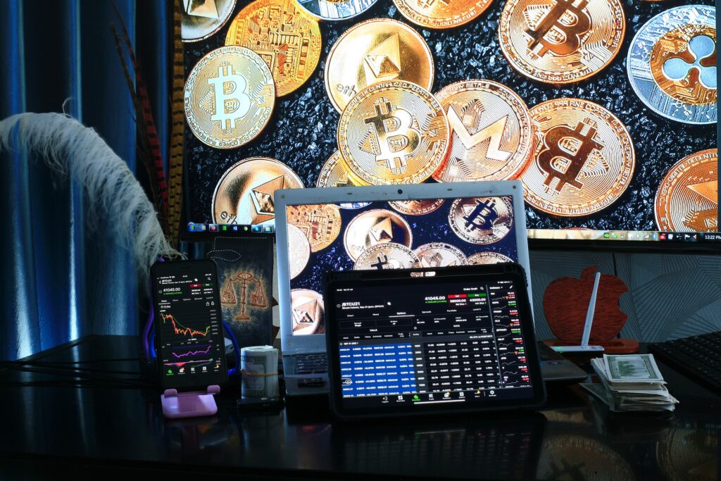 العملات الرقمية المتاحة في منصة إيتورو eToro