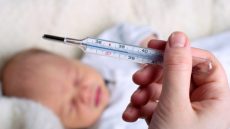 كيفية قياس درجة حرارة حديثي الولادة