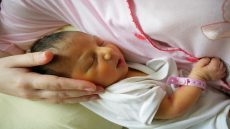 لماذا يصاب الرضع وحديثو الولادة بفقر الدم
