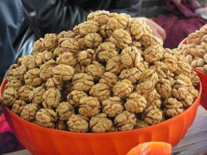مكونات الجوز