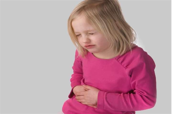 أعراض بردِ المعدةِ عندَ الأطفالِ