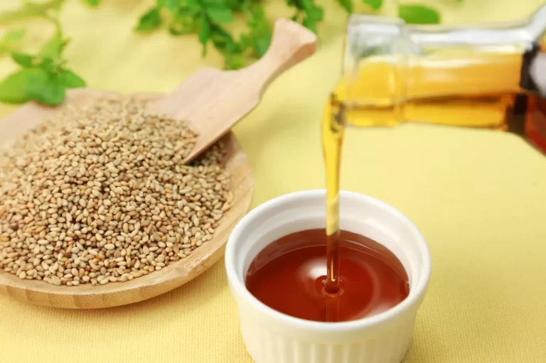 فوائد زيت السمسم للكحة والتخلص من السعال والبلغم