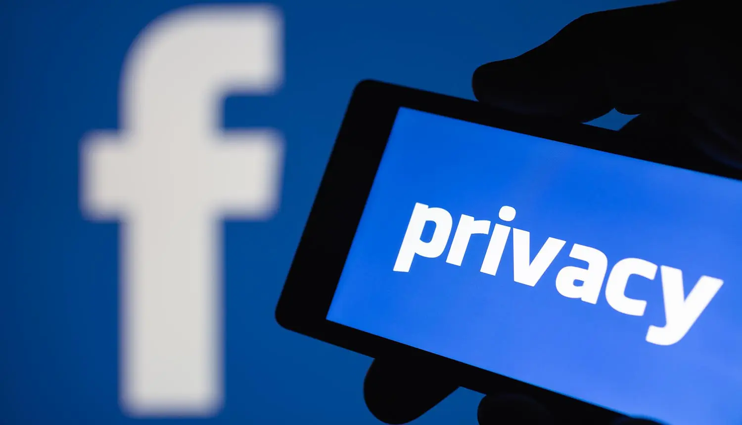 كيفية إدارة إعدادات الخصوصية لمنشورات محددة في فيسبوك