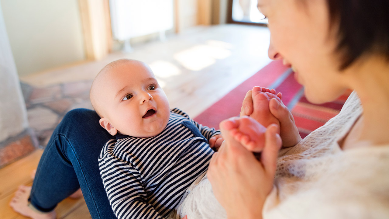 كيفية قراءة لغة الجسد عند الأطفال الرضع