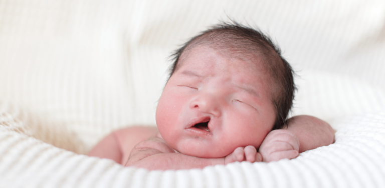 نصائح مهمة لرعاية طفل الشفة الأرنبية