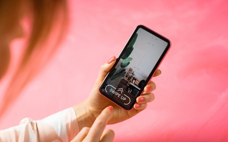 كيف اعمل swipe up شرح Instagram