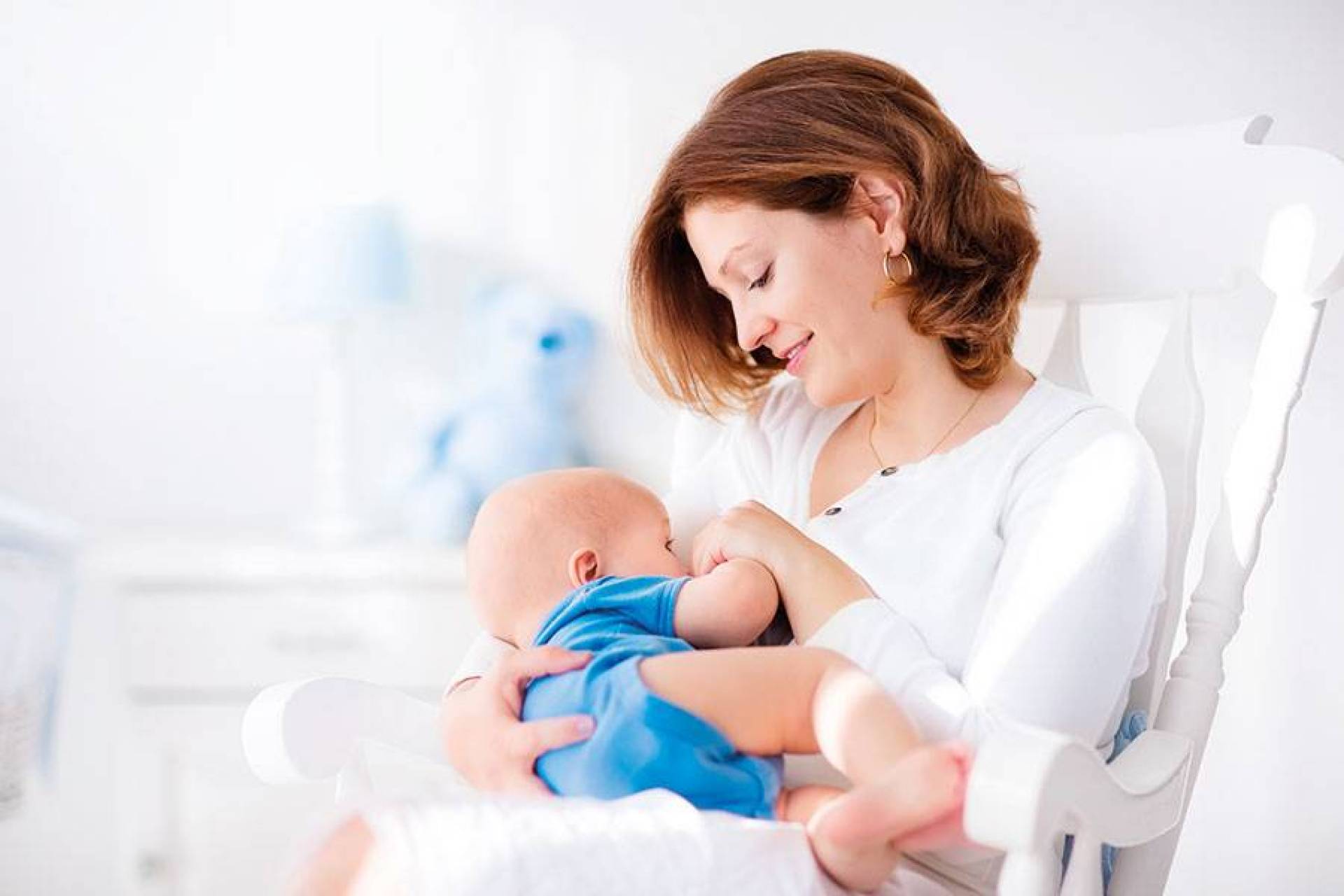 ما مدى مساهمة الرضاعة الطبيعية في صحة الطفل الرضيع