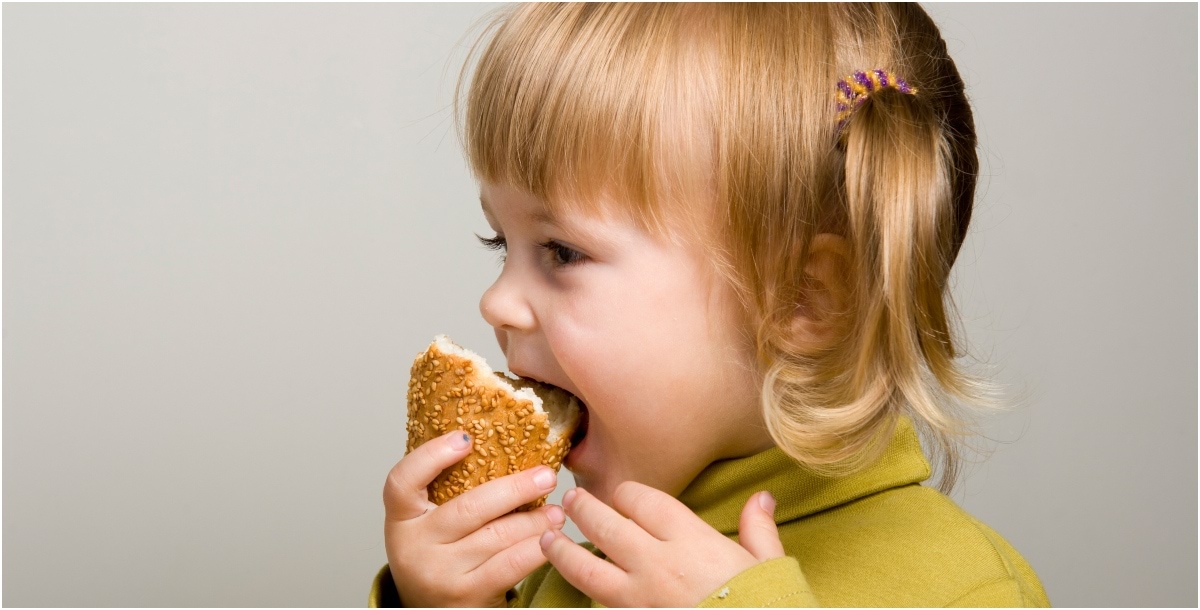ما هي كمية الخبز المسموح بها للطفل