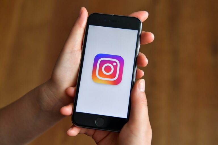 كيفية حذف جميع الصور في الانستغرام Instsgram