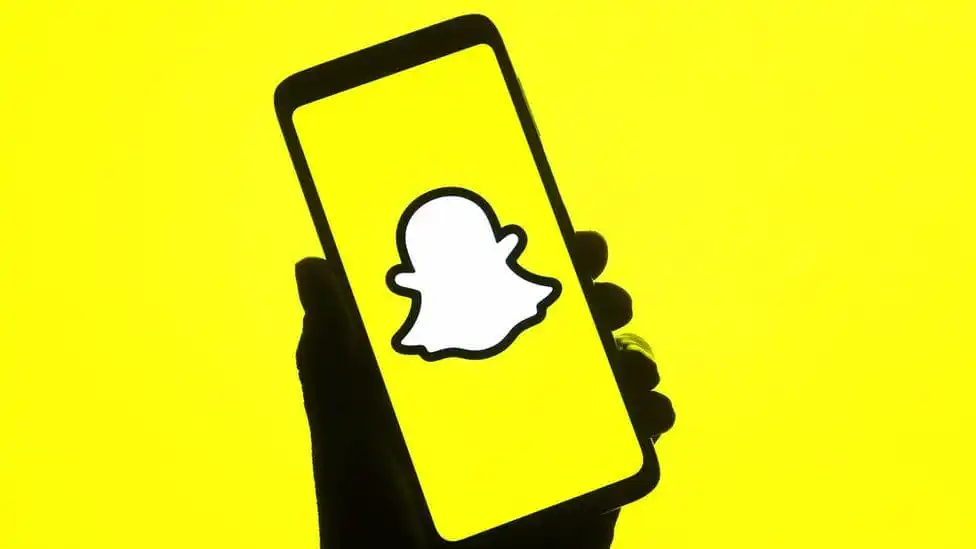 كيفية مراقبة حساب سناب شات بدون علم صاحب الحساب Snapchat