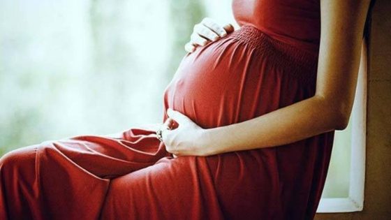 ما هي أعراض الحمل المبكر وكيف تجتازين حملك بأمان