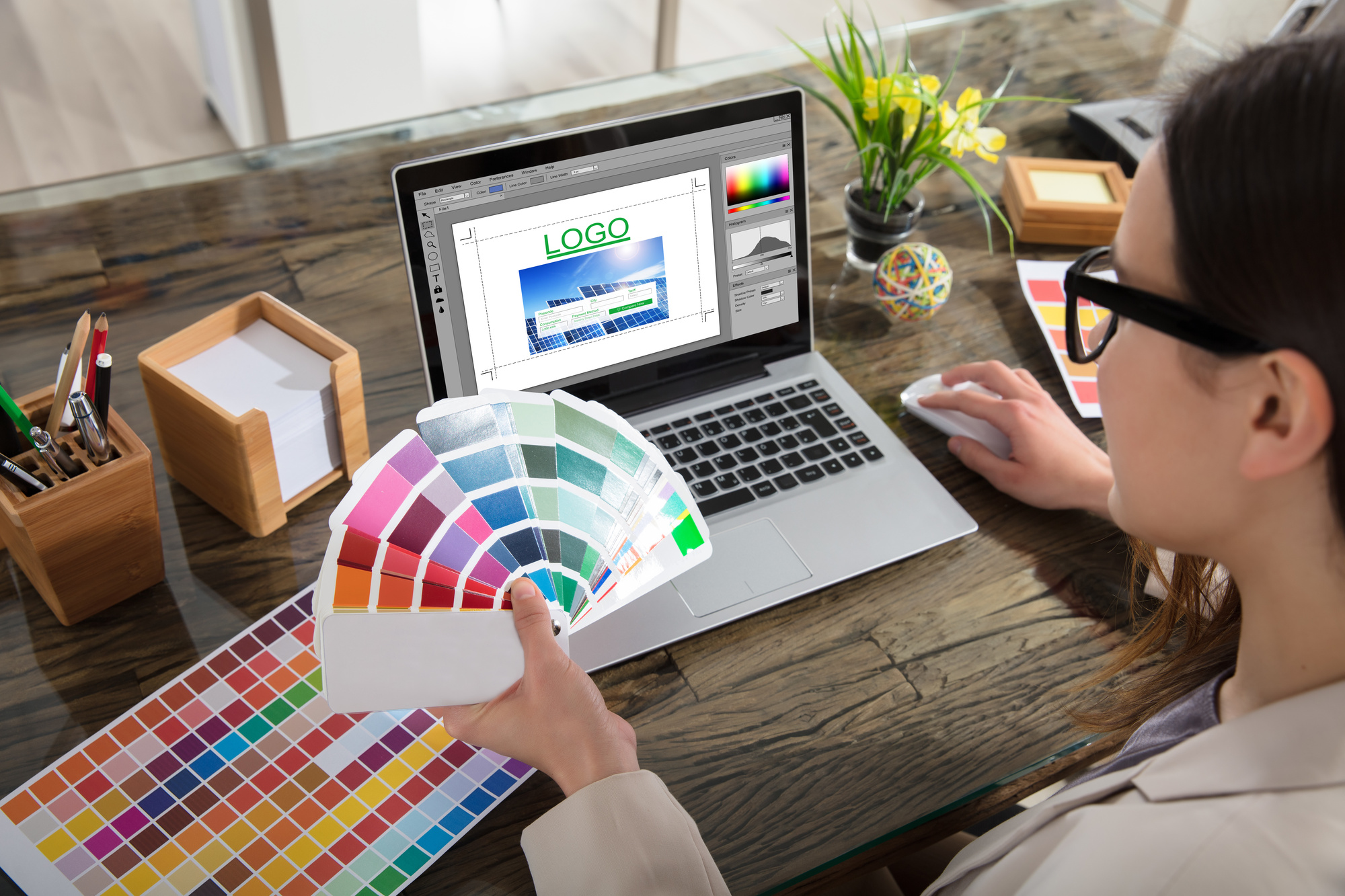موقع designCrowd للربح من العمل الحر من المنزل شرح كامل
