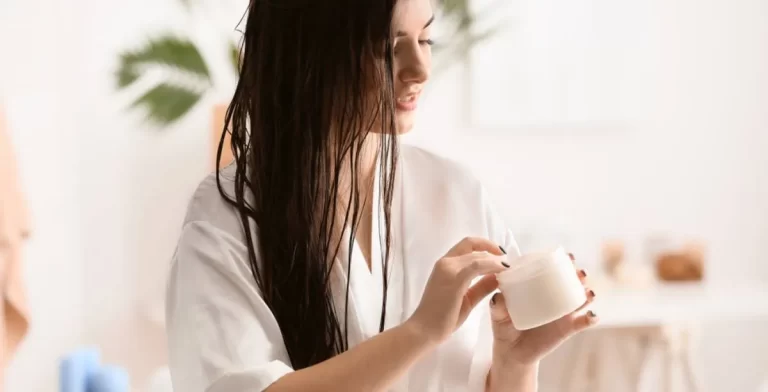 أفضل كريم للشعر بعد الاستحمام