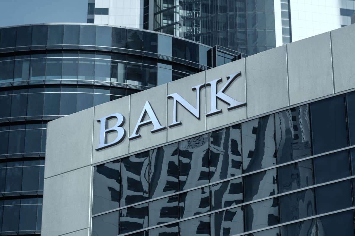 أفضل بنوك الإمارات 2023 | قائمة البنوك في الإمارات