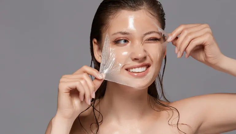 التقشير الكيميائي للبشرة فوائد وأضرار