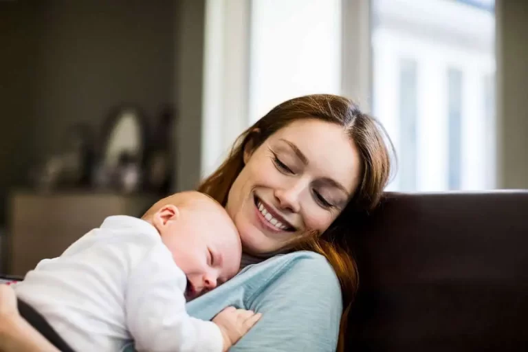 متى يعود الرحم إلى وضعه الطبيعي بعد الولادة