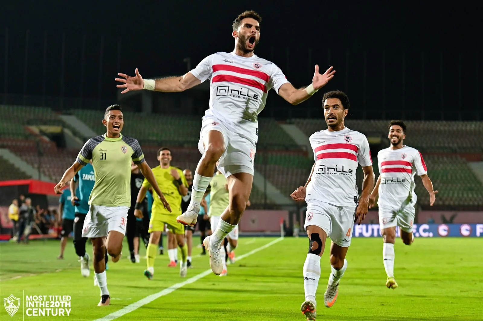 مدرب عالمي يعترف بمفاوضات الزمالك معه لتولي القيادة الفنية خلفا لـ أوسوريو