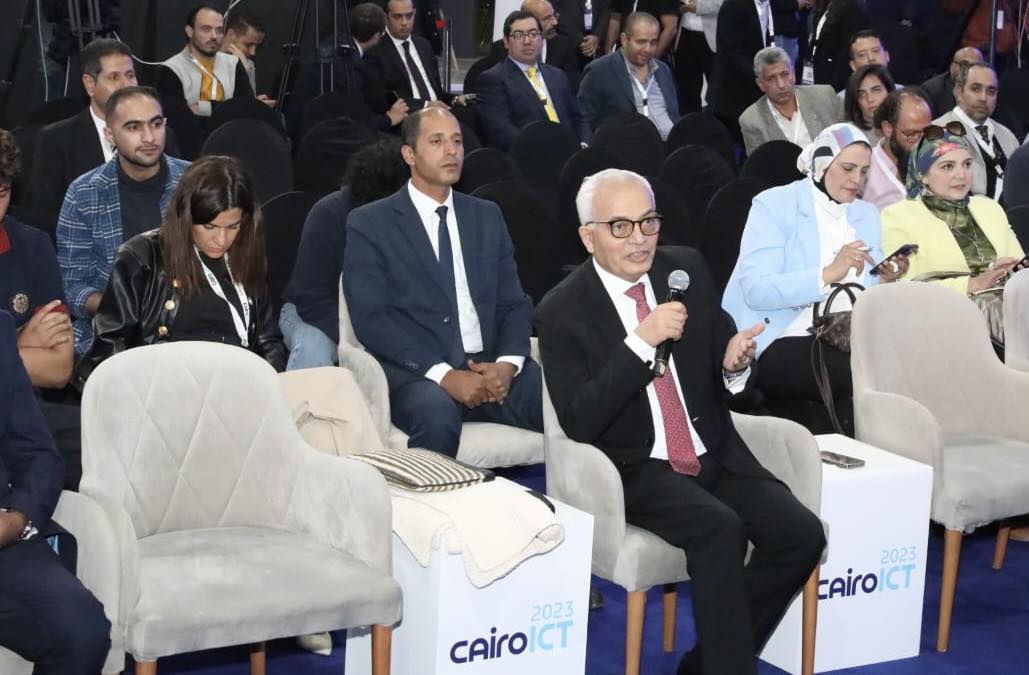 للمرة الأولى.. تفاصيل تطبيق 5 second لطلاب المدارس