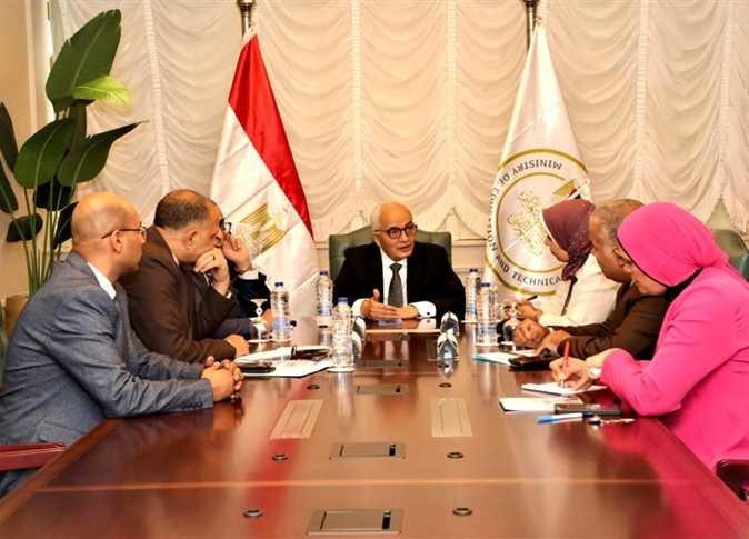 وزير التعليم يكشف مفاجأة لطلاب الثانوية العامة قبل الامتحانات