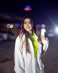 التاريخ هو 2023.