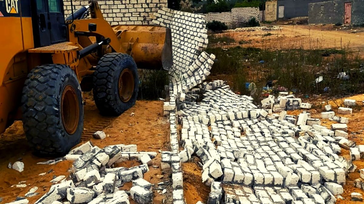 إزالة 20 حالة تعدٍّ على الأراضي الزراعية في محافظة الإسماعيلية (صور)