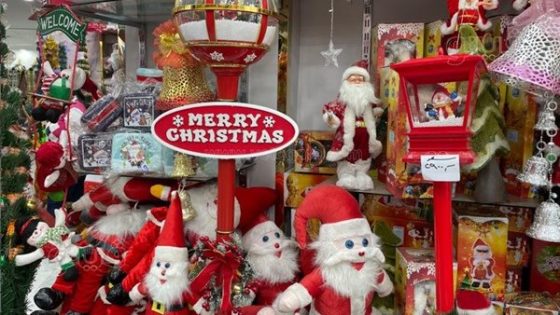 خلي الشعب يفرح، مفاجأة في أسعار زينة احتفالات الكريسماس وهدايا رأس السنة (فيديو وصور)