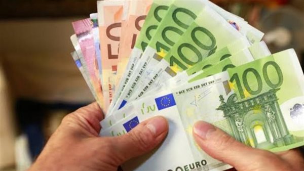 سعر اليورو مقابل الجنيه بالبنك المركزي صباح اليوم السبت 23-12-2023