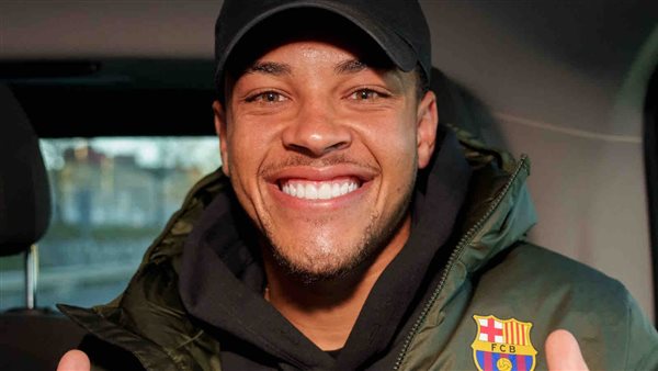 برشلونة يعلن وصول البرازيلي فيتور روكي