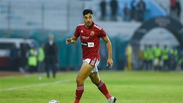 خالد بيبو يجتمع مع أكرم توفيق لتمديد عقده