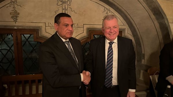 وزير التنمية المحلية يزور بافاريا الألمانية بدعوة من مؤسسة “هانس سايدل”