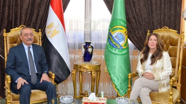 محافظ الإسماعيلية يستقبل سفيرة الولايات المتحدة الأمريكية (صور)