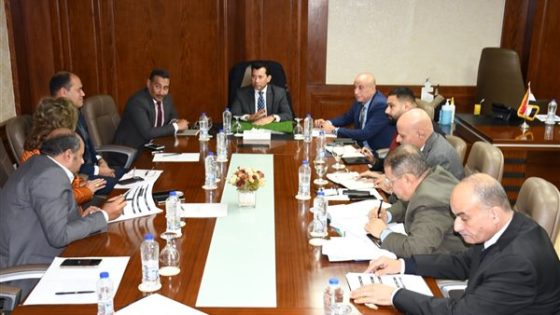 أشرف صبحي يبحث مع أعضاء مجلس النواب خطة تطوير ملاعب مراكز الشباب