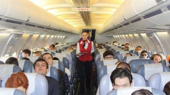 شروط وإجراءات اختيار مقاعد العائلة على متن الطائرة