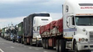 النقل الدولي واللوجستيات تتلقي موافقة «النقل القطرية» علي دخول الشاحنات المصرية لأراضيها