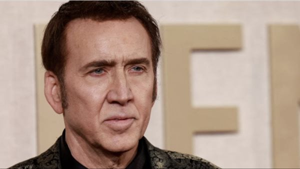 الجولدن جلوب يحتفل بعيد ميلاد نيكولاس كيج الـ 60 (فيديو)