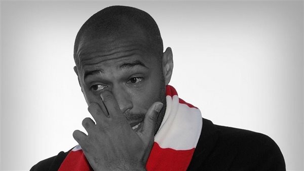 كذبت وكنت بعيط يوميا، تيري هنري يعترف بحالة مرضية لازمته خلال مسيرته