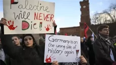 مظاهرات ضخمة في عواصم أوروبا تطالب بوقف العدوان على غزة