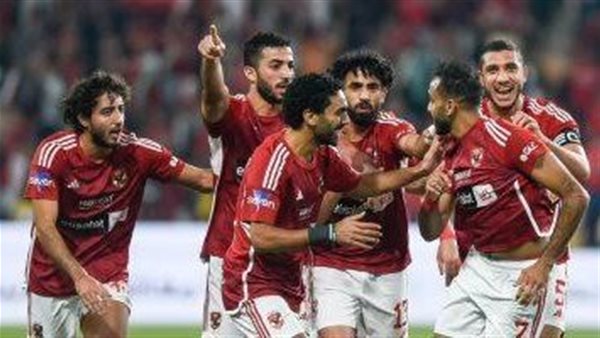 هل يتعاقد الأهلي مع مدافع في الميركاتو الشتوي؟