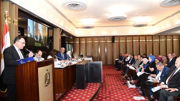 محلية البرلمان تناقش إهدار المال العام بمشروع الرصف الإنتاجي بالبحيرة