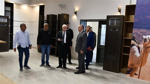 فودة يتفقد آخر مستجدات القرية التراثية والوحدة البيطرية بمنطقة الهجن بشرم الشيخ