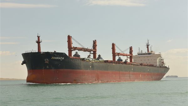 في 4 أيام، ترسانة السويس البحرية تنجح في إصلاح بدن سفينة الصب الجاف اليونانية (انفوجراف)