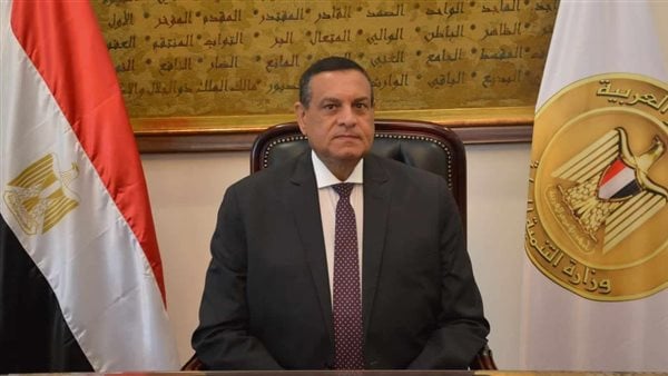 استمرار دورتي إعداد قادة المستقبل وتحليل مضمون الخطاب السياسي والإعلامي للأسبوع المقبل