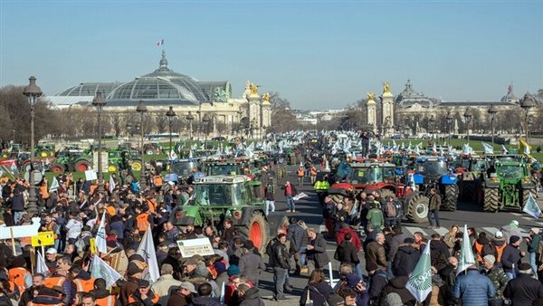 150 ألف فرنسي يتظاهرون ضد قانون العمل الجديد