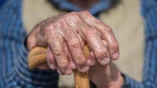 ضوابط الرعاية الاجتماعية للمسنين وفقا للقانون الجديد