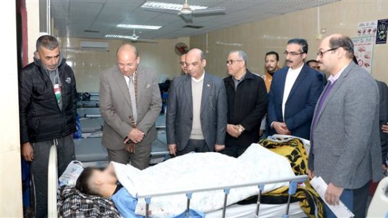رئيس جامعة المنصورة يزور عددا من الجرحى والمصابين من أبناء الشعب الفلسطيني